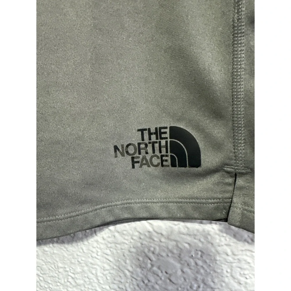 The North Face Mens Athletic Shorts Gray Elastic Waist Zip Pocket Regular Fit M